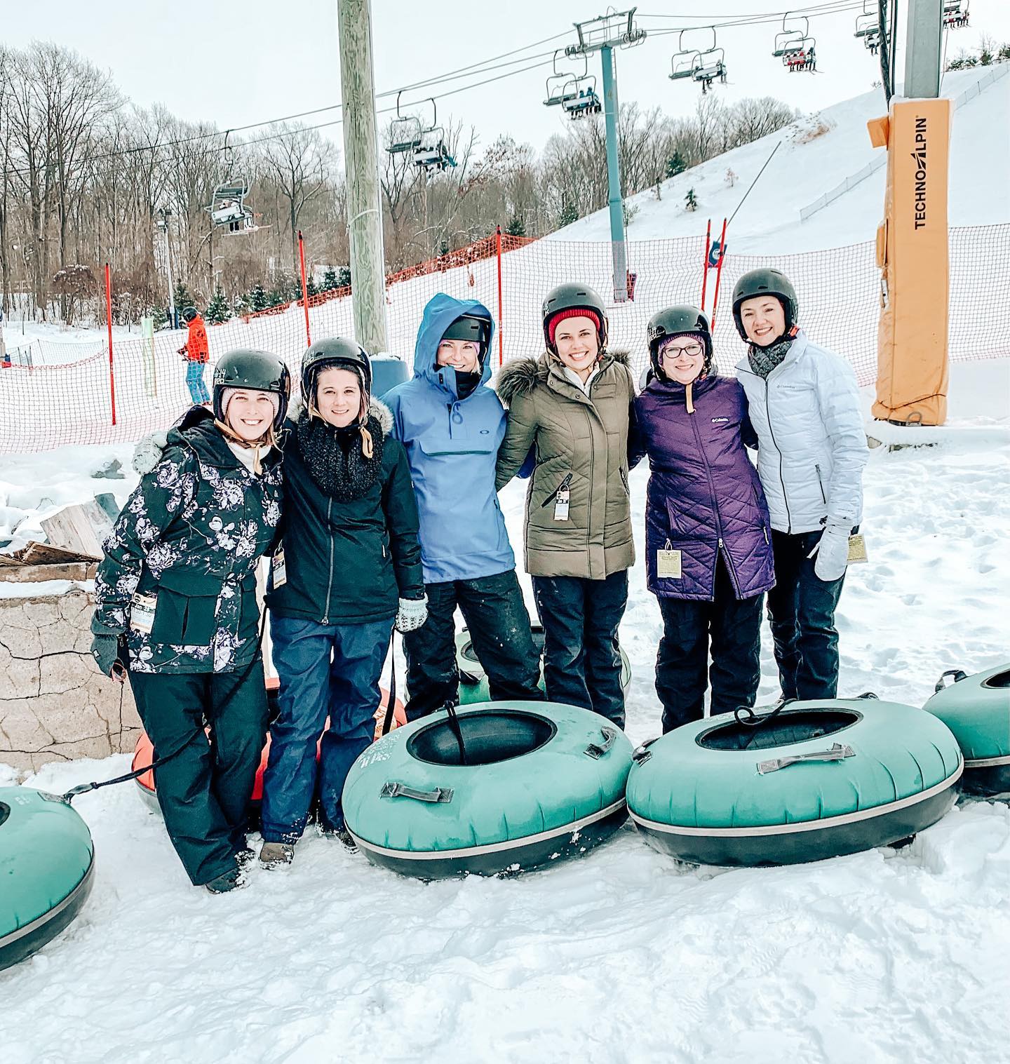 SPONSOR A BLOOM CLUB SOCIAL